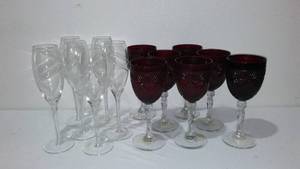lot 243 image: Wine Glasses (13).