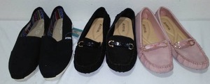 lot 272 image: Just Fab and Toms Shoes.