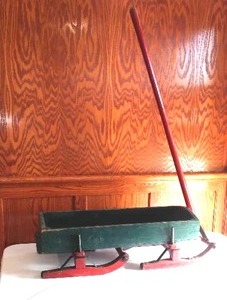 lot 303 image: KidDecor Bobsled.