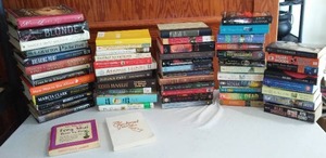lot 305 image: Books. Fern Michaels, John Grisham, John Sandford, and Many More