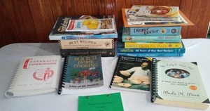 lot 306 image: Cookbooks.