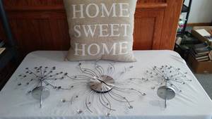 lot 308 image: Home Dcor.
