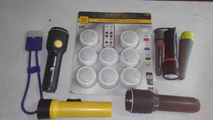 lot 329 image: Defiant LED Color Changing Lights and Flashlights. (7)