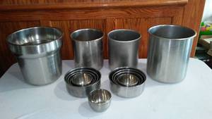 lot 346 image: Stainless Steel Containers (15).