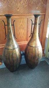 lot 355 image: Floor Vase W Handles (2).