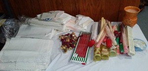 lot 370 image: Cloth Napkins, Candles, Napkin Rings and Table Clothes.
