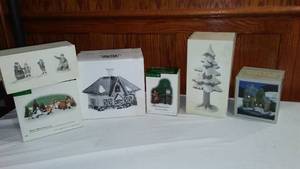 lot 391 image: Heritage Village Collection.