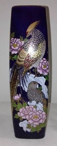 lot 213A image: Vintage Japanese Interpur Cobalt Blue Pheasant Vase with Gold Trim.