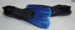 lot 201 image: Cressi Swim Fins.