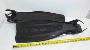 lot 258 image: Cressi Swim Fins.