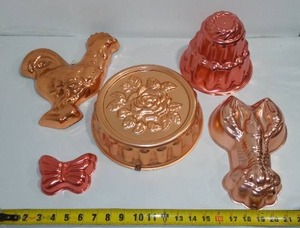lot 244 image: Vintage Copper Tin Jello molds. (5)