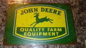 lot 260 image: John Deere Metal Sign, 8 x 12.
