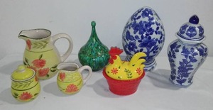 lot 271 image: Ceramic Decor Variety.