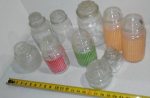 lot 289 image: Jars, decanters - Vintage (11)