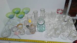 lot 344 image: Entertainment Glasses and more with totes