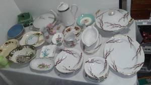 lot 352 image: Pussy Willow Pattern, Platter, Bowls, Server and more.