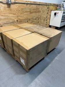 lot 8 image: 3M Lot of 6 Cases of N95 1860 Masks - 9 BoxesCase