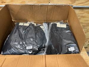lot 37 image: AGOLDE Lot of 22 Womens Parker Long Jean Shorts with Cuff - Black - Size 28