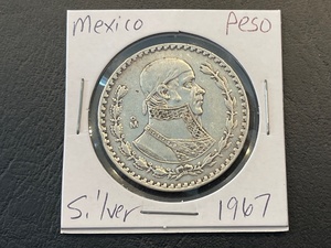 lot 10 image: 1967 Mexican Peso Silver