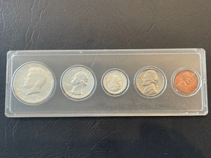 lot 55 image: 1964 Uncirculated Coin Set