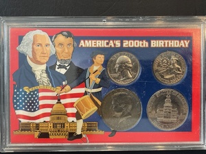 lot 74 image: Americas 200th Birthday Coin Set