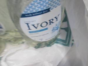 7- 24 oz Ivory Dish Soap- leakage p...