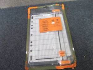 Fiskars SureCut Paper Trimmer, 8 Sh...