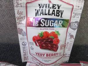 4- 5.5 oz Wiley Wallaby Very Berry ...