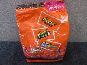32.06 oz Assorted Snack Size Reese...