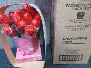 16 ct Chocolate Rose Bouquet Best D...