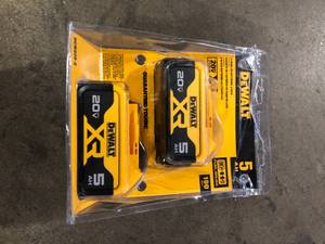 lot 43 image: DEWALT 20V MAX XR Premium Lithium-Ion 5.0Ah Battery Pack (2 Pack) Customer Returns See Pictures