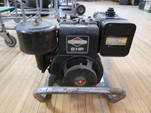 lot 47 image: Briggs & Stratton 8HP Magnetron Gas Generator