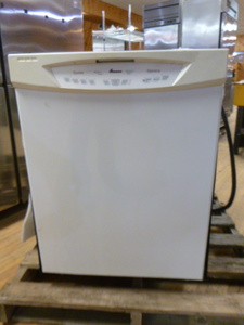 lot 68 image: Amana Dishwasher