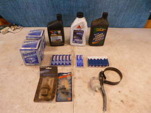 lot 73 image: Garage Items
