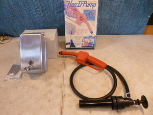 lot 78 image: Han-D-Pump Liquid Transfer