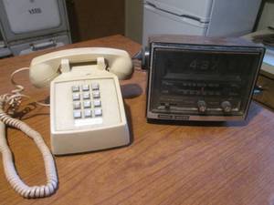 lot 15 image: (K) Vintage ITT Push Button Dial Phone and Clock Radio