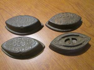 lot 22 image: (K) 3 Vintage Asbestos Sad Irons and Other