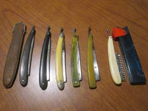 lot 25 image: (K) Assorted Vintage Straight Razors