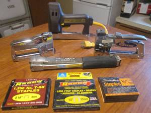lot 42 image: (L) Lot of Staple Guns Arrow Electric and 3 Manual with Staples