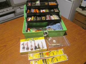 lot 173 image: (DLR) Tackle Box Full of Assorted Fishing Tackle