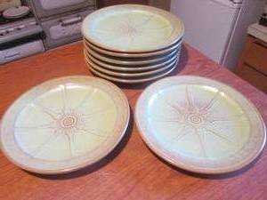 lot 195 image: (DLR) Set of 8 Vintage Frankoma Plates 10 58 94FL