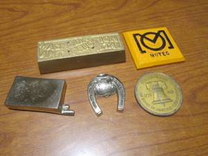 lot 213 image: (DLR) Assorted Vintage Solid Metal Advertising Etc - See Photos for Any Details