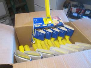 lot 224 image: (DLR) Box of 13 Padco 8 Paint Pads