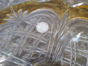 lot 58 image: Lead crystal bowl, gold edge