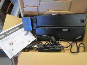 lot 6 image: Lenovo ThinkPad Basic Dock 90W