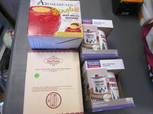lot 22 image: AromaBeads and Better Homes & Gardens Christmas Tree Farm Wax Warmer Lot plus 3pc Glass Pillar Candles with timer