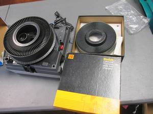 lot 56 image: Vivitar Carousel style Slide Projector with Additional Kodak Carousel slide tray