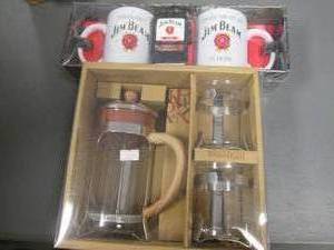 lot 305 image: Brandani French Press and Jim Beam mug with Coffee gift Set