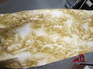 lot 325 image: Countryside Cottage style print fabric