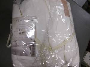 lot 333 image: King size Linen Duvet Cover Set